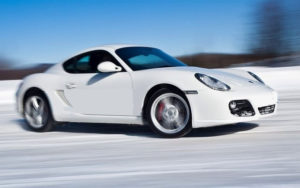 Porsche Cayman S sur glace