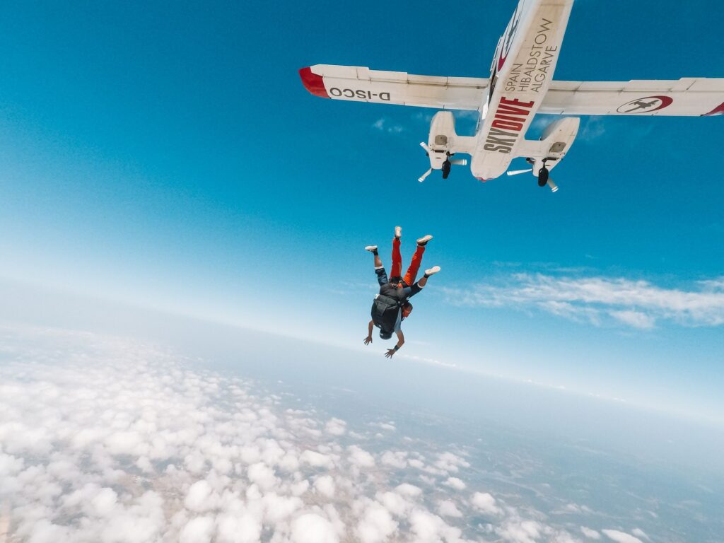 chute libre sortie avion saut en parachute